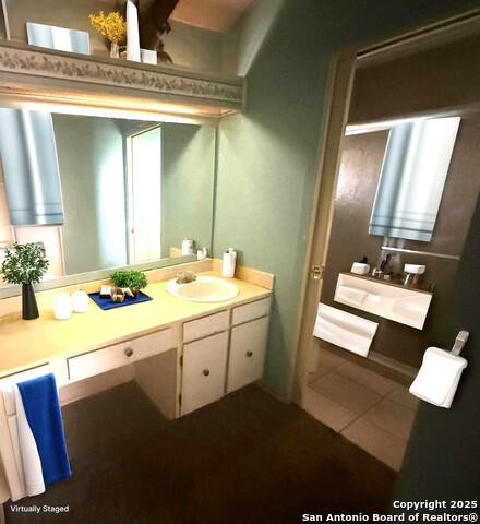 Listing photo id 17 for 9623 Caney Creek