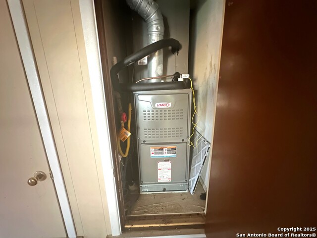 Listing photo id 33 for 9623 Caney Creek