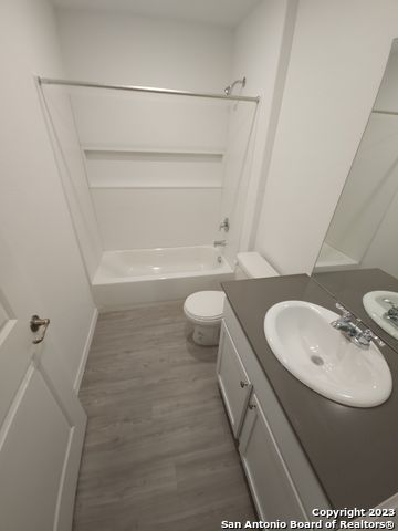 Image 18 of 23 For 10018 Kersey Mill