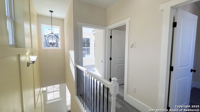 Image 13 of 22 For 477 Scenic  