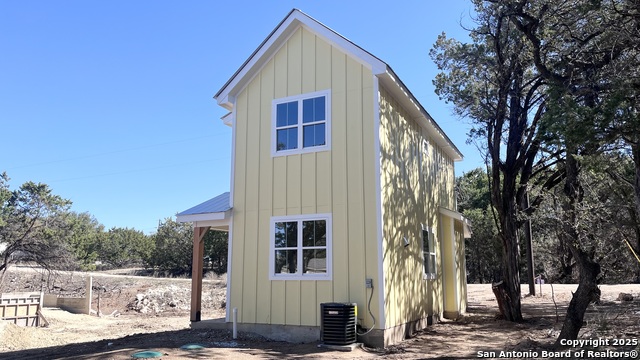 Image 22 of 22 For 477 Scenic  