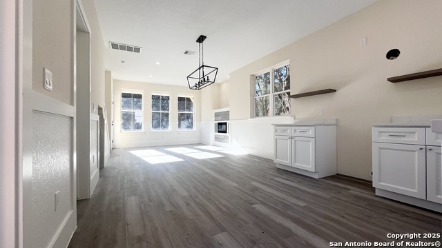 Image 9 of 22 For 477 Scenic  