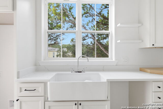 Image 10 of 29 For 489 Scenic  