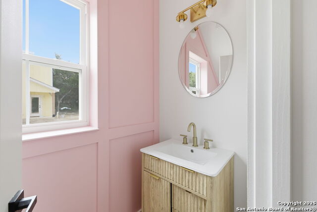 Image 12 of 29 For 489 Scenic  