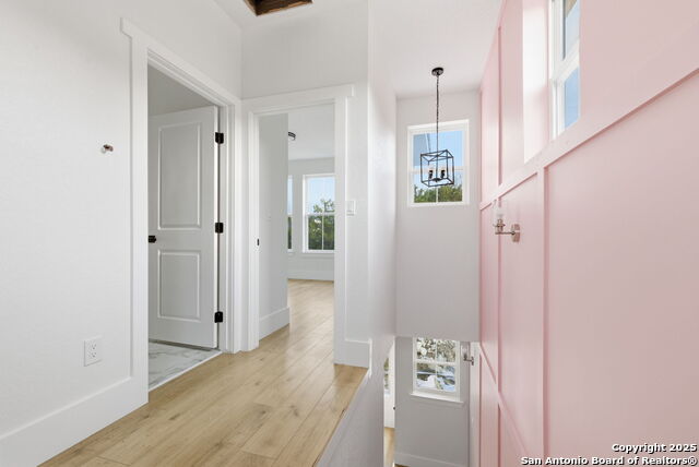 Image 16 of 29 For 489 Scenic  