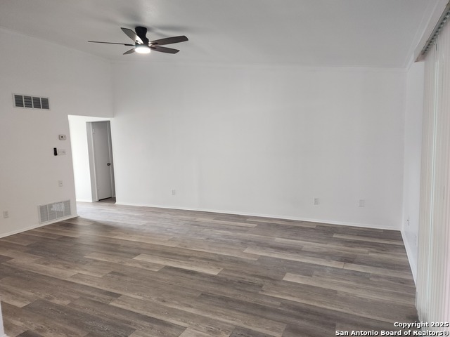 Image 3 of 20 For 4163 Freestone