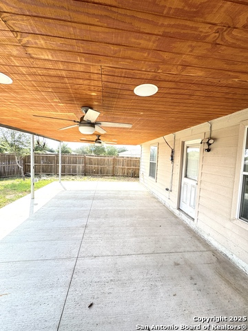 Image 7 of 12 For 11474 Country Cyn