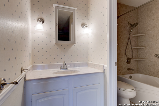 Image 10 of 31 For 12401 Trailing Oaks