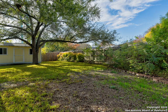Image 30 of 31 For 12401 Trailing Oaks