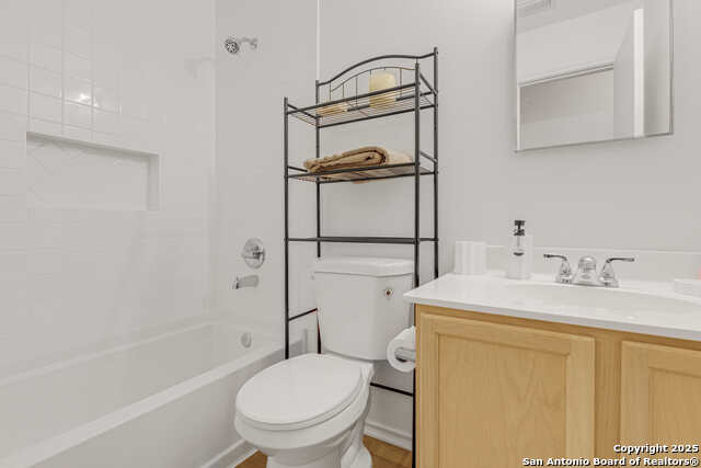 Listing photo id 22 for 7906 Swindow Circle