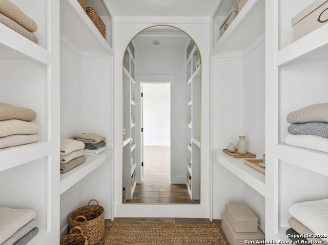 Image 16 of 40 For 187 Hidden Ranch Ct.