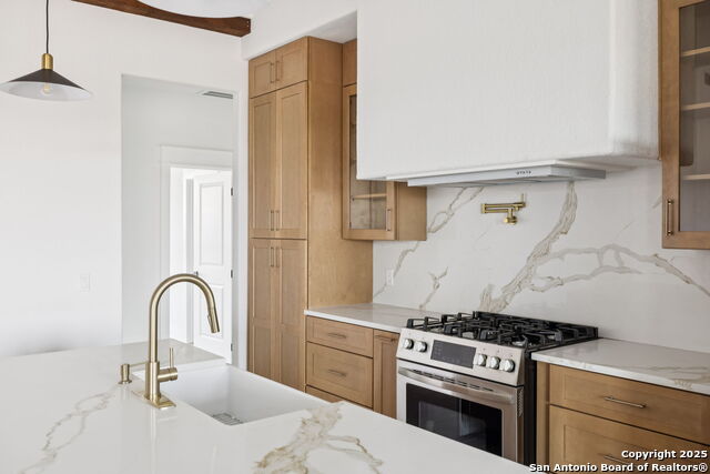 Image 8 of 40 For 187 Hidden Ranch Ct.