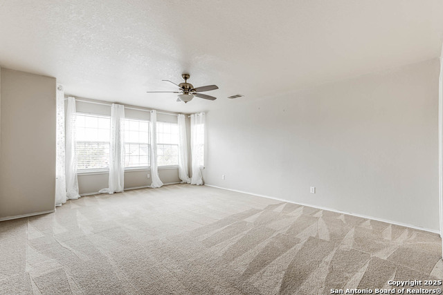 Image 28 of 38 For 21119 Foothill Pine