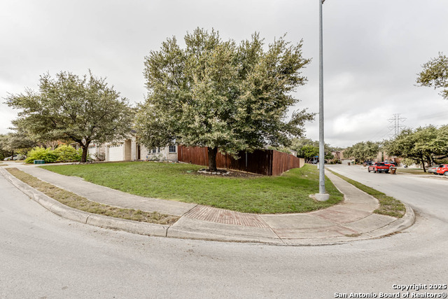 Image 3 of 38 For 21119 Foothill Pine