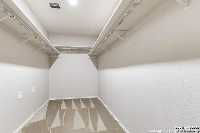 Image 32 of 38 For 21119 Foothill Pine