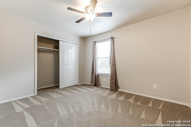 Image 35 of 38 For 21119 Foothill Pine