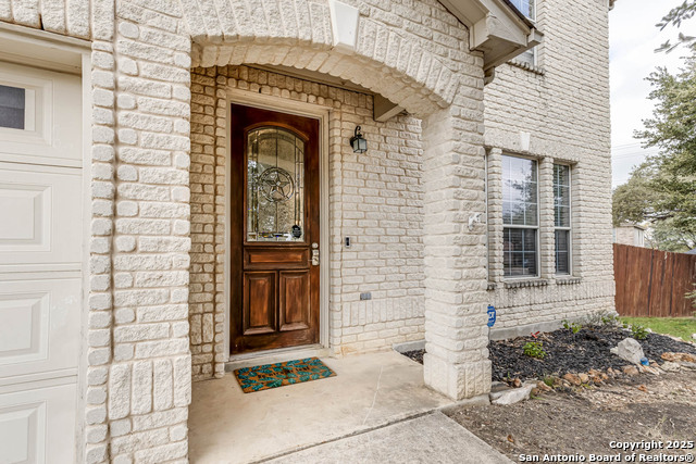 Image 4 of 38 For 21119 Foothill Pine