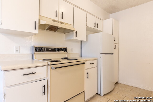 Image 14 of 28 For 1903 Anchor Dr  1