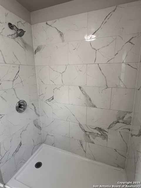 Image 15 of 31 For 4030 Salinas W