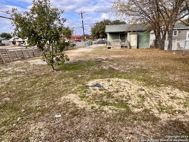 Image 26 of 31 For 4030 Salinas W