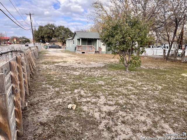 Image 27 of 31 For 4030 Salinas W