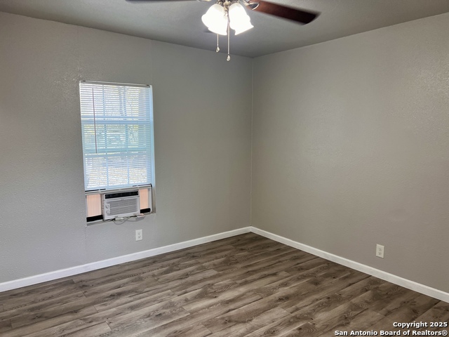 Image 9 of 31 For 4030 Salinas W