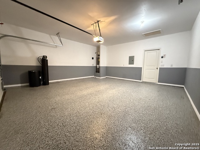 Image 4 of 12 For 4913 Jovian