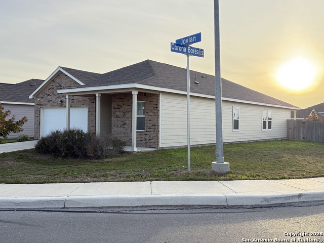 Image 7 of 12 For 4913 Jovian