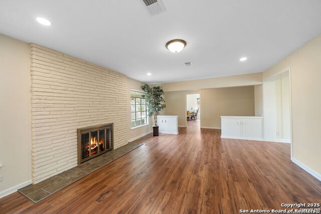 Listing photo id 14 for 132 Harriett