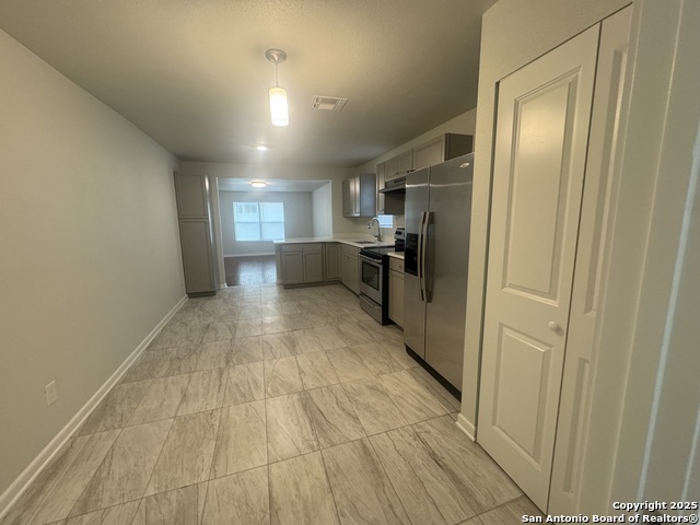 Image 16 of 21 For 306 Cupples