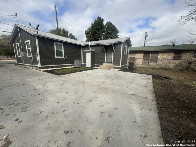 Image 20 of 21 For 306 Cupples