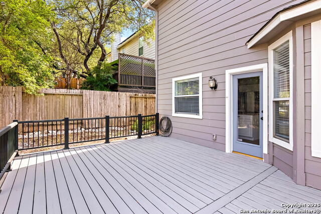 Image 25 of 28 For 24626 Dawn Arrow