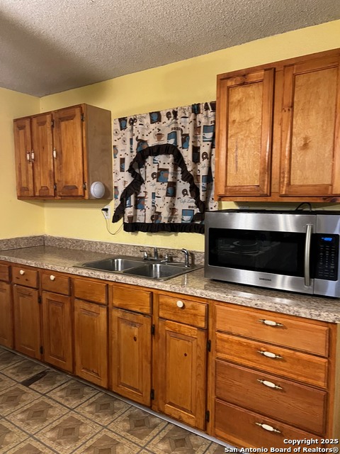 Image 10 of 17 For 514 Redfern  