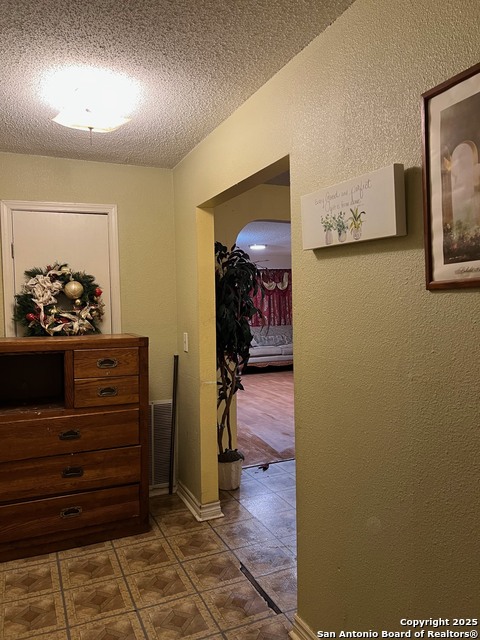 Image 3 of 17 For 514 Redfern  