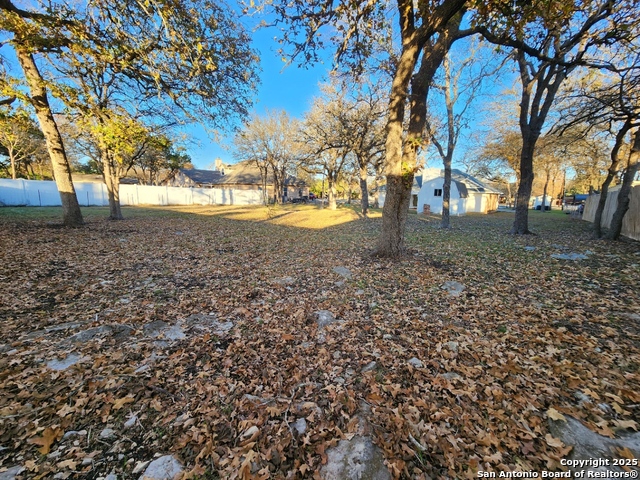 Listing photo id 21 for 1390 Misty  