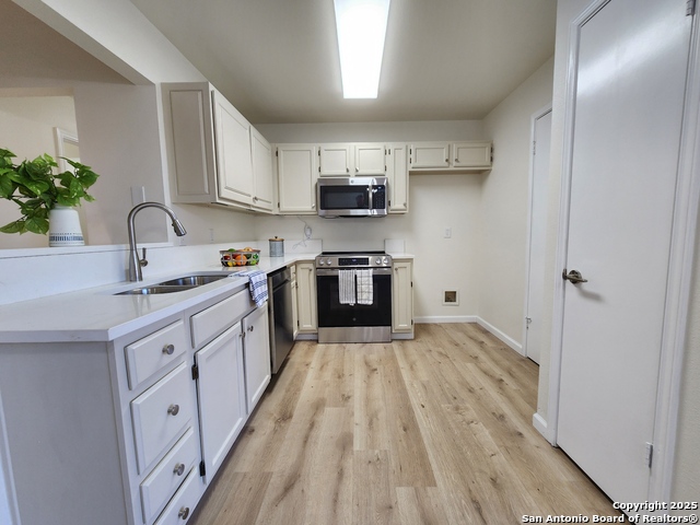 Listing photo id 3 for 1390 Misty  