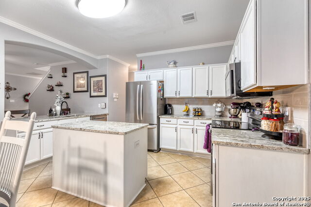 Image 10 of 29 For 13814 Chevy Oak