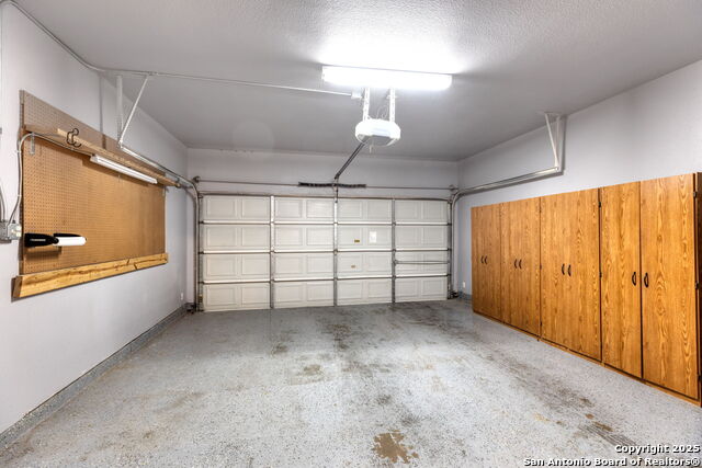 Image 23 of 29 For 13814 Chevy Oak