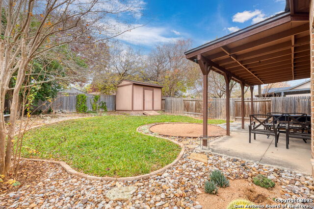 Image 24 of 29 For 13814 Chevy Oak