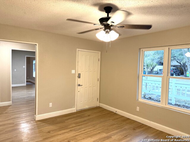 Image 17 of 22 For 1212 Fairview