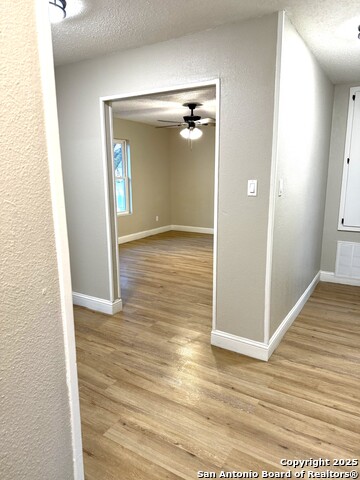 Image 18 of 22 For 1212 Fairview