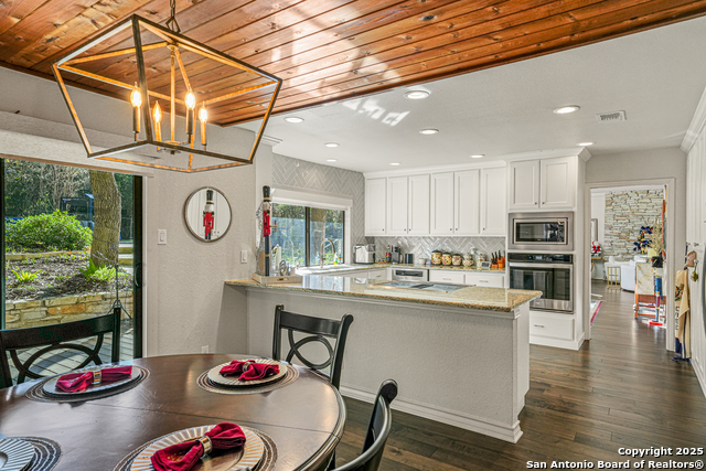 Image 15 of 50 For 15903 Wolf Creek