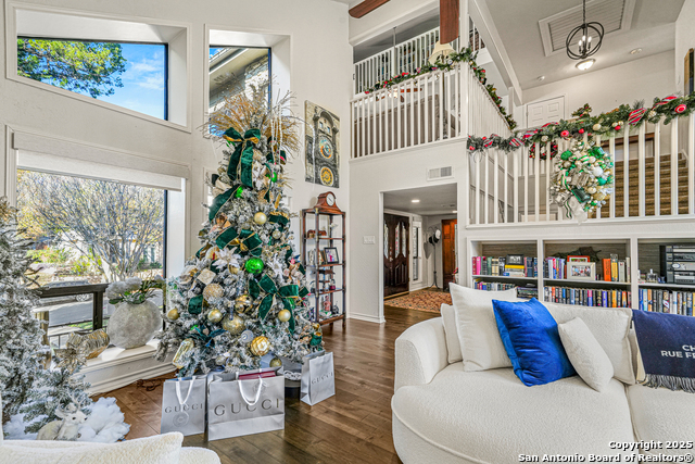 Image 29 of 50 For 15903 Wolf Creek