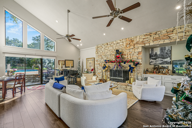 Image 30 of 50 For 15903 Wolf Creek