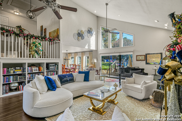 Image 31 of 50 For 15903 Wolf Creek