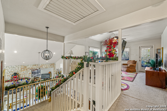 Image 33 of 50 For 15903 Wolf Creek