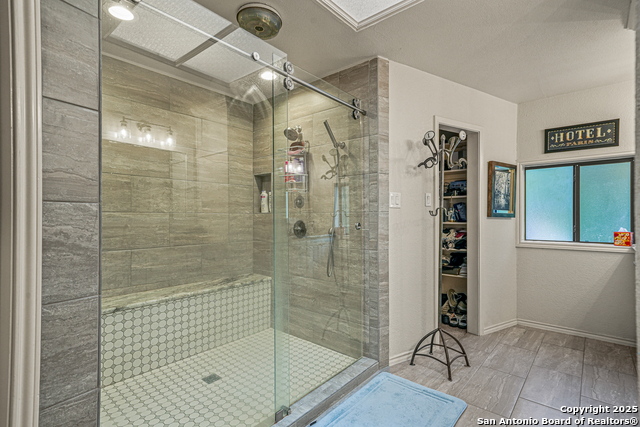 Image 36 of 50 For 15903 Wolf Creek