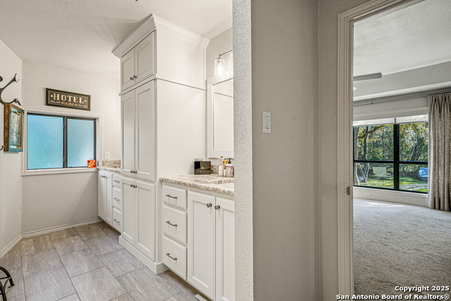 Image 37 of 50 For 15903 Wolf Creek