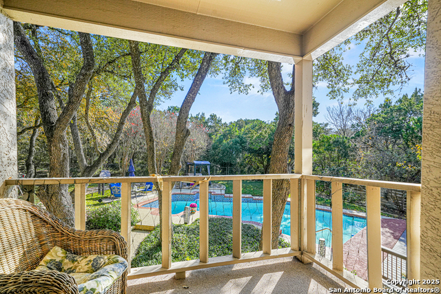 Image 39 of 50 For 15903 Wolf Creek