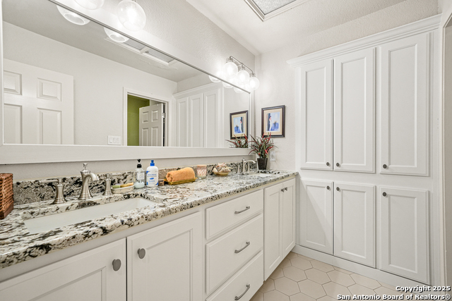 Image 43 of 50 For 15903 Wolf Creek